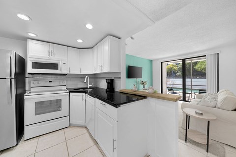 Floor plan for 1 bed, 1.5 baths, 802 sqft