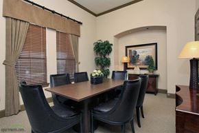 Buda townhouse for rent - a dining room with a table and chairs