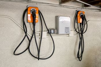 Charging center