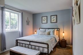 Lansdale apartment for rent - a bedroom with a bed and a window