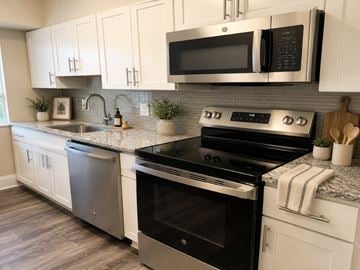 Laurel apartment for rent - Villages at Montpelier Apartment Homes