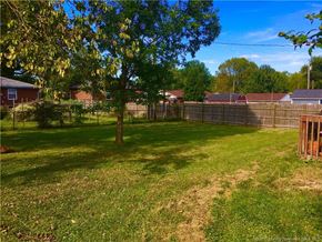 Sellersburg house for rent - 630 Lane Avenue