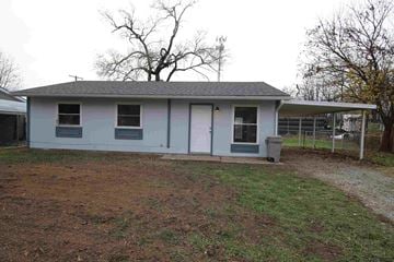 Jeffersonville house for rent - 1229 Cedarview Dr.