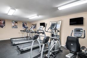Randallstown apartment for rent - the gym at the apartments for rent