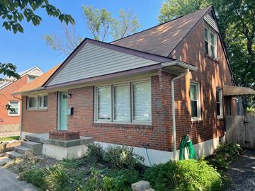 Louisville house for rent - 3223 Radiance Rd.