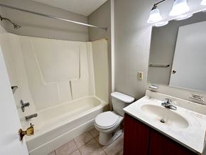 Corydon apartment for rent - a bathroom with a sink toilet and a bath tub