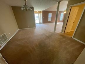 Louisville house for rent - 8202 Glenway Ct