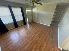 Louisville house for rent - 7210 Strive Ln