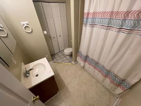Louisville house for rent - 7210 Strive Ln