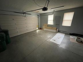 Louisville house for rent - 113 Shelvs Ct.