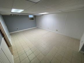 Louisville house for rent - 113 Shelvs Ct.