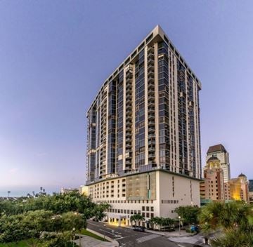 Saint Petersburg apartment for rent - Bayfront Tower Commercial LLC