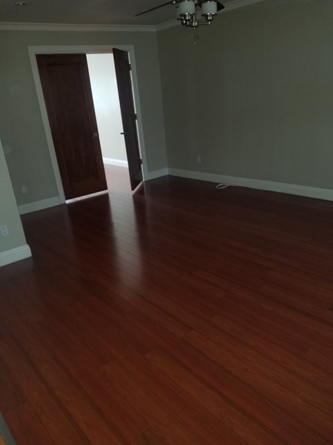 Floor plan for 2 beds, 1 bath, 900 sqft