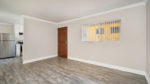 Floor plan for 2 beds, 2 baths, 900 sqft