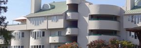 Palo Alto apartment for rent - the building in which the hotel is located