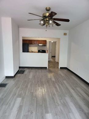 Coatesville apartment for rent - 762 E Lincoln Hwy
