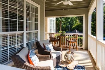 Private balcony/patio
