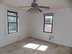 Cincinnati house for rent - 1837 W Galbraith Road