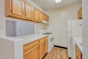 Silver Spring apartment for rent - Kitchen
