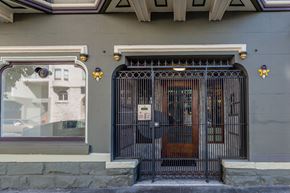 San Francisco apartment for rent - the front door of a building with a security gate