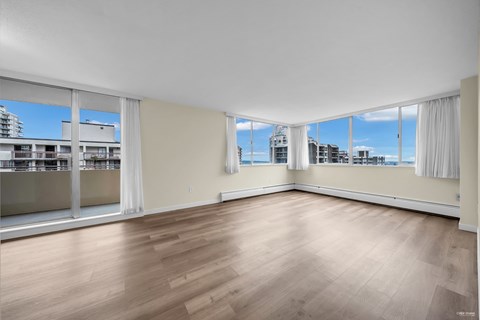 Floor plan for 1 bed, 1 bath, 705 sqft