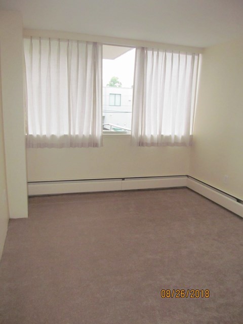 Floor plan for 1 bed, 1 bath, 680 sqft