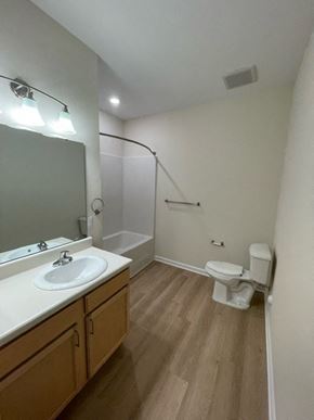Aiken apartment for rent - Guest Bathroom at The Mark at Woodford, Aiken, SC, 29803