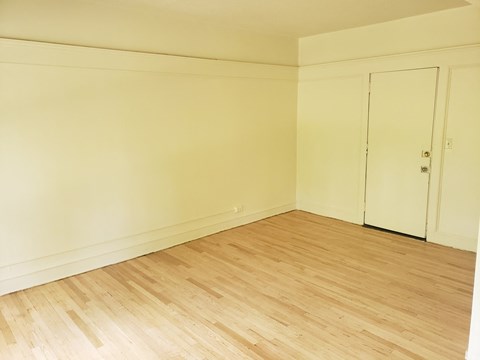 Floor plan for 1 bed, 1 bath, 648 sqft