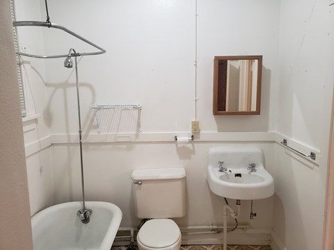 Floor plan for 1 bed, 1 bath, 554 sqft