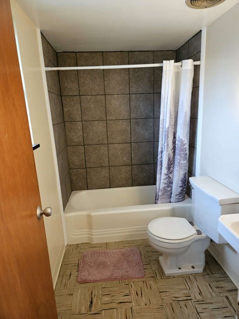 Floor plan for studio, 1 bath, 500 sqft