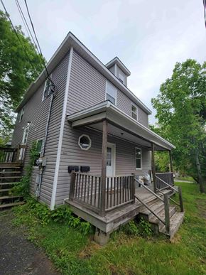 New Glasgow apartment for rent - view of the front of the house from the street