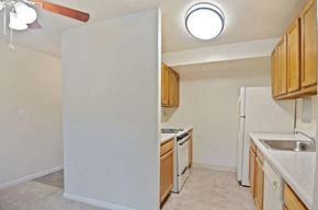 Falls Church apartment for rent - Open kitchen with a dishwasher at Broadfalls in Falls Church, VA