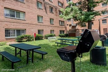 Bbq grilling area
