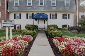 Gaithersburg apartment for rent - Entrance to leasing office and landscape