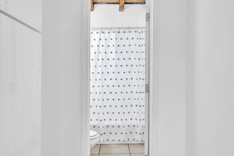 Floor plan for 1 bed, 1 bath