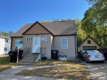 Menomonie house for rent - 1210 6th Street