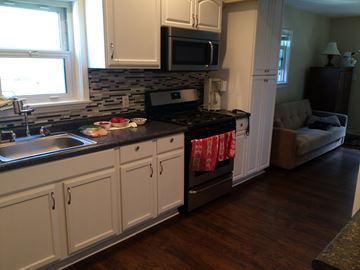 Dearborn house for rent - 3051 Queen Street