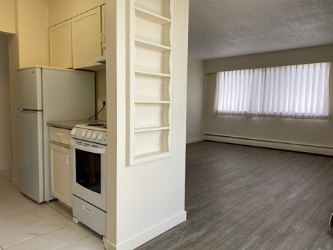 Floor plan for 1 bed, 1 bath, 530 sqft