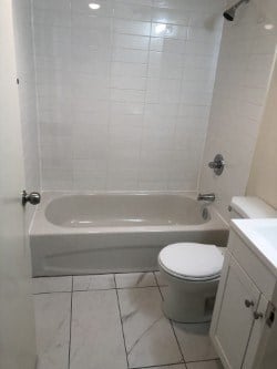 Floor plan for studio, 1 bath, 415 sqft