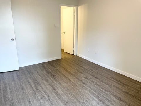 Floor plan for 2 beds, 2 baths, 920 sqft