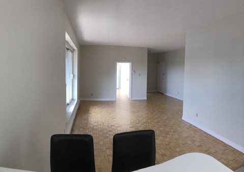 Floor plan for 2 beds, 1 bath, 880 sqft
