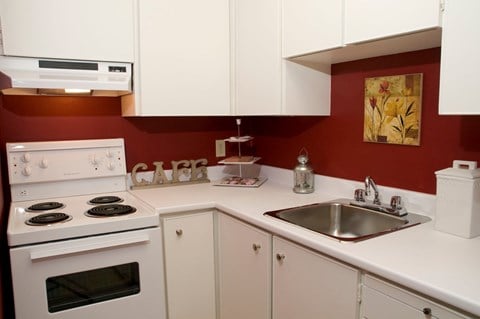 Floor plan for 1 bed, 1 bath, 600 sqft