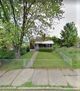 Clairton house for rent - 814 Miller Avenue