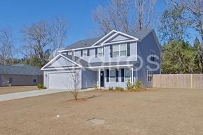 Springfield house for rent - 140 Western Red Cedar Dr