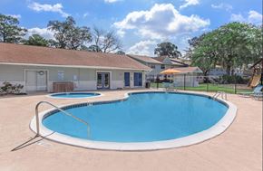 Brunswick apartment for rent - Pool
