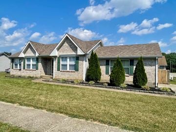 Louisville house for rent - 7803 Texlyn Ct.