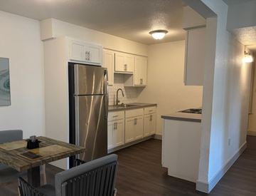 Canton apartment for rent - A kitchen with a table and chairs.