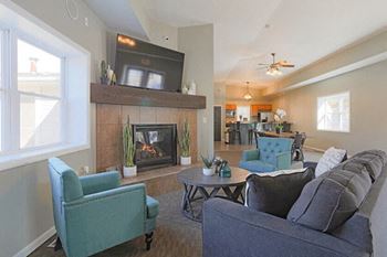 Clubhouse with kitchen and lounge
