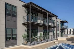 Tampa apartment for rent - the building in which the apartment is located