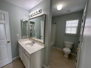 Mauldin house for rent - 310 Moonstone Drive